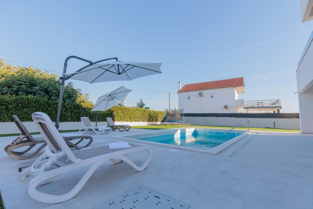 Villa Mara Врси Екстериор снимка