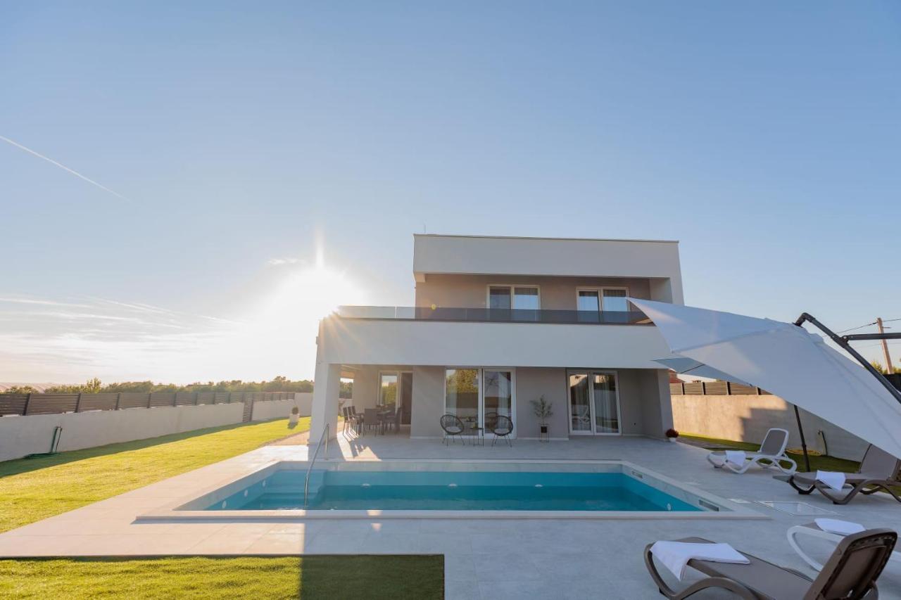Villa Mara Врси Екстериор снимка
